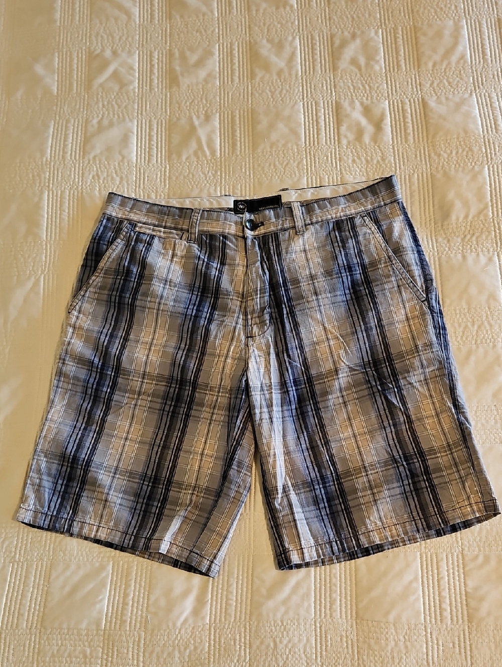 Weatherproof Men's Plaid Shorts in Blue and White